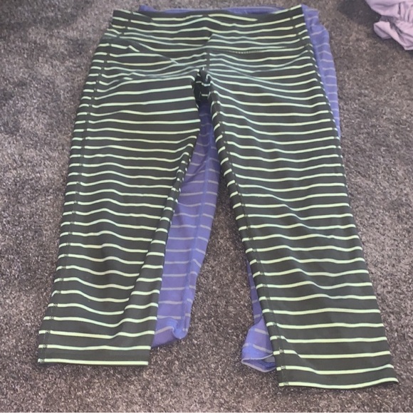 Athleta capris - Picture 4 of 4